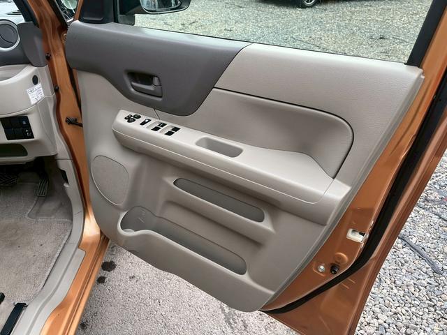 スペーシア Ｇ　ＥＴＣ　両側スライドドア　ナビ　ＴＶ　スマートキー　アイドリングストップ　電動格納ミラー　ベンチシート　ＣＶＴ　盗難防止システム　ＡＢＳ　ＣＤ　衝突安全ボディ　エアコン　パワーステアリング（26枚目）