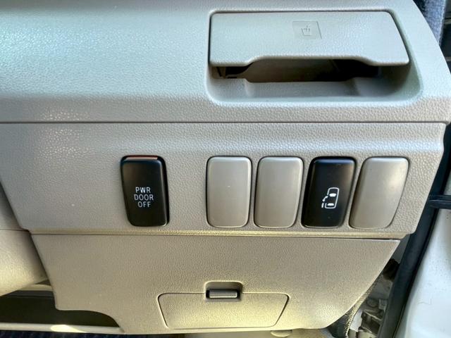 アトレーワゴン カスタムターボRS 4WD ETC 社外CDデッキ タイミングチェーン 両側スライド・片側電動 HIDフォグ キーレス 電動格納ミラー ベンチシート AT 盗難防止システム ABS アルミホイール 記録簿(5枚目)