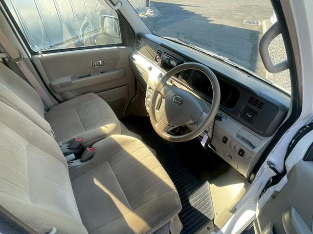 アトレーワゴン カスタムターボRS 4WD ETC 社外CDデッキ タイミングチェーン 両側スライド・片側電動 HIDフォグ キーレス 電動格納ミラー ベンチシート AT 盗難防止システム ABS アルミホイール 記録簿(8枚目)