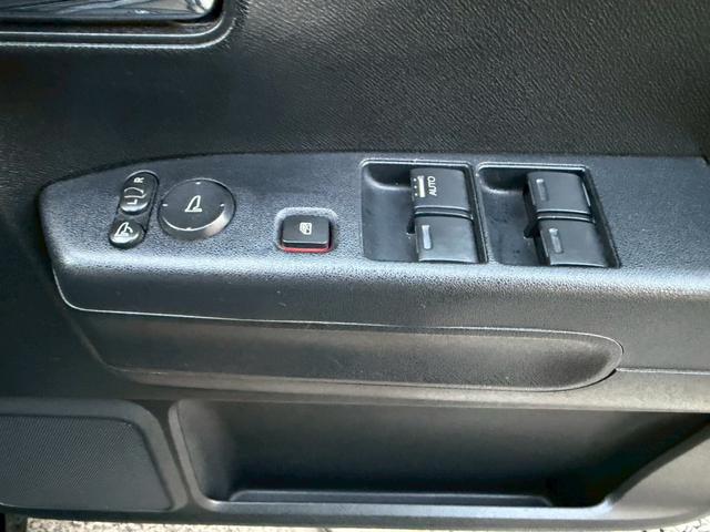 ライフ ディーバ スマートスペシャル タイミングベルト交換済み ドライブレコーダー ETC ナビ TV HID スマートキー 電動格納ミラー ベンチシート AT 盗難防止システム ABS CD DVD再生 USB アルミホイール(9枚目)