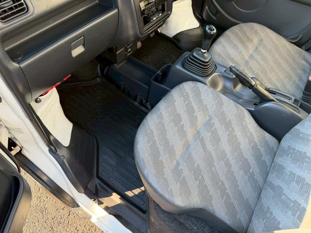 キャリイトラック KCエアコン・パワステ 4WD MT ETC エアコン パワーステアリング 記録簿(28枚目)