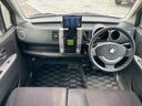 毎回座るフロントシート。運転席は必ず使用する部分ですので、座り心地が重要です!