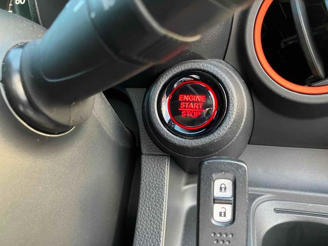 Ｎ－ＯＮＥ ＲＳ　ドライブレコーダー　ＥＴＣ　クリアランスソナー　オートクルーズコントロール　レーンアシスト　衝突被害軽減システム　オートライト　ＬＥＤヘッドランプ　スマートキー　アイドリングストップ　電動格納ミラー（16枚目）