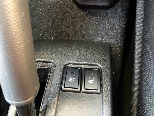 快適装備のシートヒーター付き。エアコンって前面しか当たらずに背中は冷え冷えなんて事もありますよね。快適に調整できますよ。