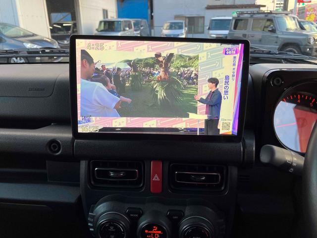 ＴＶ付きの車となっております。送迎時の待ち時間などとてもお役に立ちます。