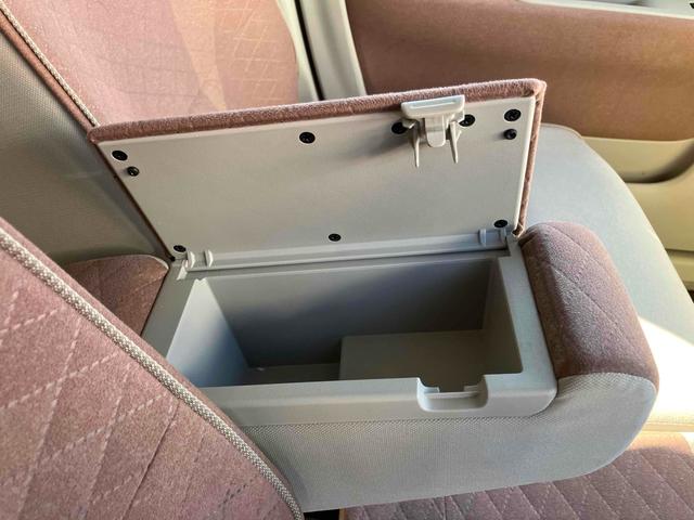 アルトラパン Ｘ　４ＷＤ　ドライブレコーダー　ＥＴＣ　バックカメラ　クリアランスソナー　レーンアシスト　衝突被害軽減システム　オートライト　ＬＥＤヘッドランプ　スマートキー　アイドリングストップ　シートヒーター（27枚目）