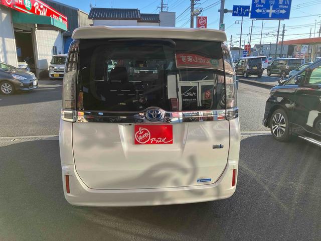 ヴォクシー ハイブリッドV ドライブレコーダー ETC バックカメラ ナビ TV クリアランスソナー オートクルーズコントロール レーンアシスト 衝突被害軽減システム 両側電動スライドドア オートマチックハイビーム(5枚目)