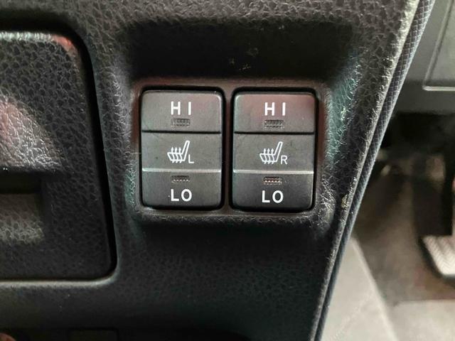 ヴォクシー ハイブリッドV ドライブレコーダー ETC バックカメラ ナビ TV クリアランスソナー オートクルーズコントロール レーンアシスト 衝突被害軽減システム 両側電動スライドドア オートマチックハイビーム(18枚目)