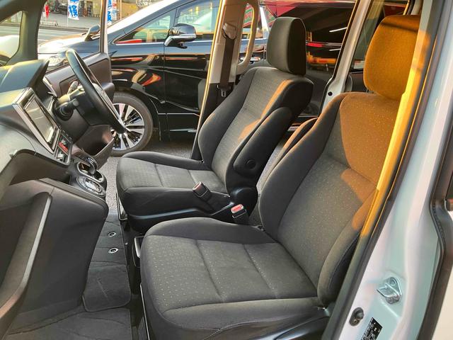 ヴォクシー ハイブリッドV ドライブレコーダー ETC バックカメラ ナビ TV クリアランスソナー オートクルーズコントロール レーンアシスト 衝突被害軽減システム 両側電動スライドドア オートマチックハイビーム(25枚目)