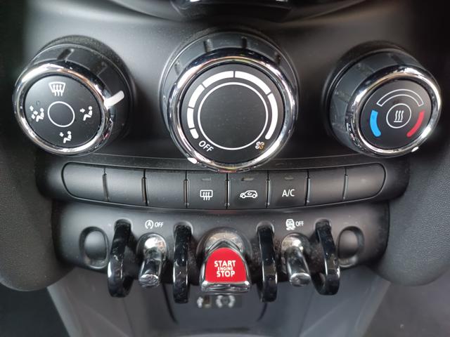 ＭＩＮＩ ワン　純正ＨＤＤナビ　Ｂｌｕｅｔｏｏｔｈ　記録簿　アイドリングストップ　キーレスエントリー２本　ＵＳＢ入力端子プッシュスタート・フォグランプ（29枚目）