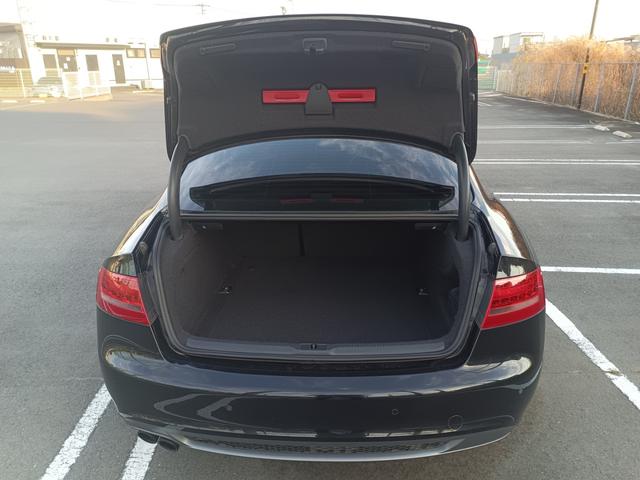 Ａ５ ２．０ＴＦＳＩクワトロ　４ＷＤ　黒レザーシート　パワーシート　バックカメラ　ナビ　バックカメラ　１８インチＡＷ　ＨＩＤ　ＥＴＣ　Ｂｌｕｅｔｏｏｔｈ（14枚目）