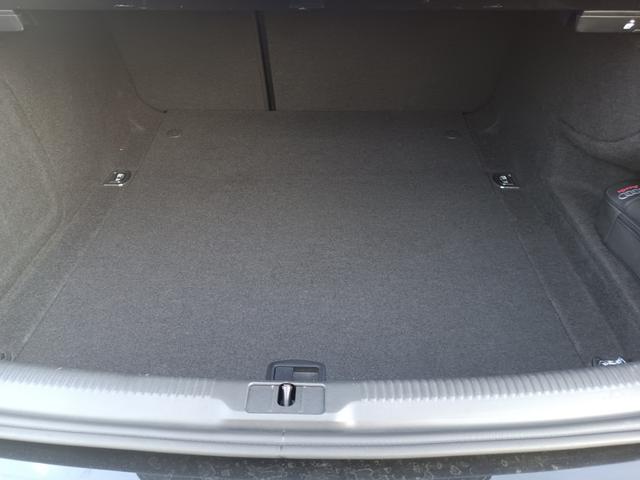 Ａ５ ２．０ＴＦＳＩクワトロ　４ＷＤ　黒レザーシート　パワーシート　バックカメラ　ナビ　バックカメラ　１８インチＡＷ　ＨＩＤ　ＥＴＣ　Ｂｌｕｅｔｏｏｔｈ（15枚目）