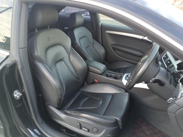 Ａ５ ２．０ＴＦＳＩクワトロ　４ＷＤ　黒レザーシート　パワーシート　バックカメラ　ナビ　バックカメラ　１８インチＡＷ　ＨＩＤ　ＥＴＣ　Ｂｌｕｅｔｏｏｔｈ（18枚目）