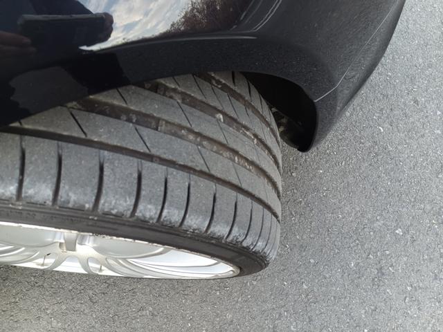 Ａ５ ２．０ＴＦＳＩクワトロ　４ＷＤ　黒レザーシート　パワーシート　バックカメラ　ナビ　バックカメラ　１８インチＡＷ　ＨＩＤ　ＥＴＣ　Ｂｌｕｅｔｏｏｔｈ（38枚目）