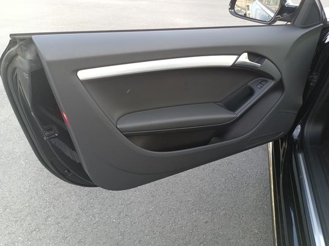 Ａ５ ２．０ＴＦＳＩクワトロ　４ＷＤ　黒レザーシート　パワーシート　バックカメラ　ナビ　バックカメラ　１８インチＡＷ　ＨＩＤ　ＥＴＣ　Ｂｌｕｅｔｏｏｔｈ（41枚目）