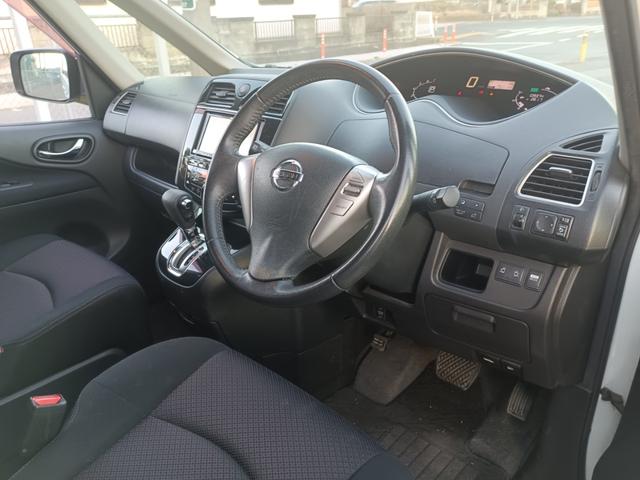 セレナ ハイウェイスター　Ｖセレクション　後席モニター　ＨＤＤナビ　地デジＴＶ　ＥＴＣ　バックカメラ　Ｂｌｕｅｔｏｏｔｈ両側電動ドア　クルーズコントロール　スマートキー２本　電動格納ミラー　衝突安全ボディ　アイドリングストップ（21枚目）