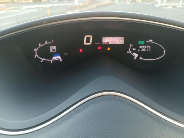 セレナ ハイウェイスター　Ｖセレクション　後席モニター　ＨＤＤナビ　地デジＴＶ　ＥＴＣ　バックカメラ　Ｂｌｕｅｔｏｏｔｈ両側電動ドア　クルーズコントロール　スマートキー２本　電動格納ミラー　衝突安全ボディ　アイドリングストップ（24枚目）