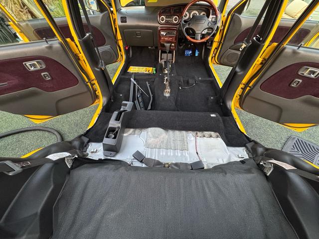 ミラジーノ ジーノ　Ｓエディション　ＡＩにも選ばれた専門店・ガレージ保管・第三者機関鑑定車両内外装４点・希少純正キャリア・ブラウンウッドインテリア・カロッツエリアＡＵＸオーディオ・エンジンマウント３箇所交換済・タイミングベルトＷＰ交換済（8枚目）