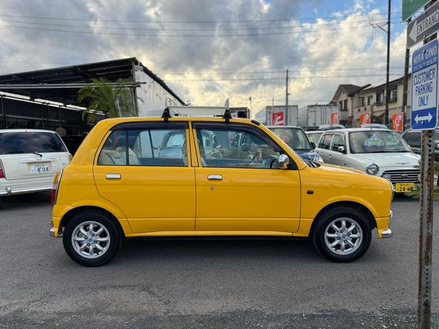 ミラジーノ ジーノ　Ｓエディション　ＡＩにも選ばれた専門店・ガレージ保管・第三者機関鑑定車両内外装４点・希少純正キャリア・ブラウンウッドインテリア・カロッツエリアＡＵＸオーディオ・エンジンマウント３箇所交換済・タイミングベルトＷＰ交換済（17枚目）