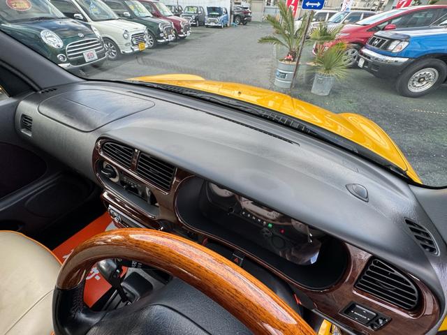 ミラジーノ ジーノ　Ｓエディション　ＡＩにも選ばれた専門店・ガレージ保管・第三者機関鑑定車両内外装４点・希少純正キャリア・ブラウンウッドインテリア・カロッツエリアＡＵＸオーディオ・エンジンマウント３箇所交換済・タイミングベルトＷＰ交換済（42枚目）