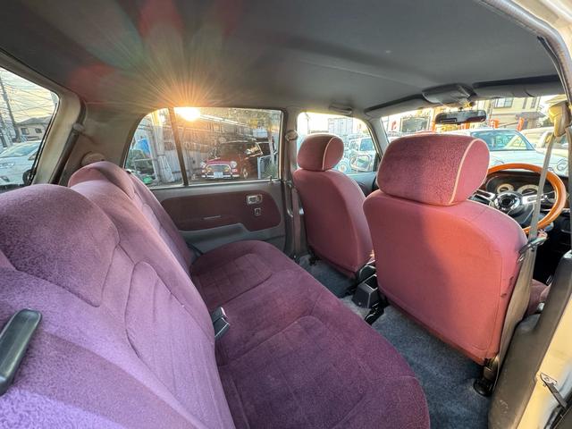 ミラジーノ ジーノ　ＡＩにも選ばれた専門店・純正ペイズリー柄シート・ブラウンウッドインテリア・エンジンマウント２箇所交換済・タイミングベルトＷＰ交換済・ＡＣコンプレッサー交換済・車検２年（22枚目）