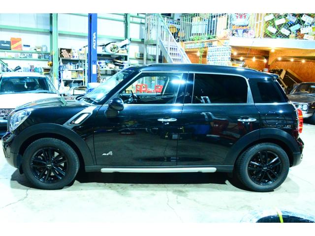 MINI クーパーS クロスオーバー オール4 オール4 4WD カスタムセンターメーター ブラックアウト(33枚目)