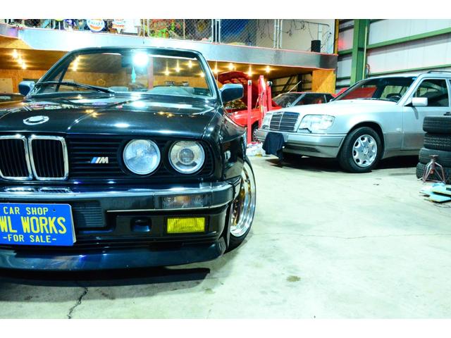 3シリーズ 320iカブリオーレ 6気筒2.5エンジン載せ替え公認 6連スロットル 5MT ワイドボディ Work-CR01R特別オーダーカラー 左ハンドル(13枚目)