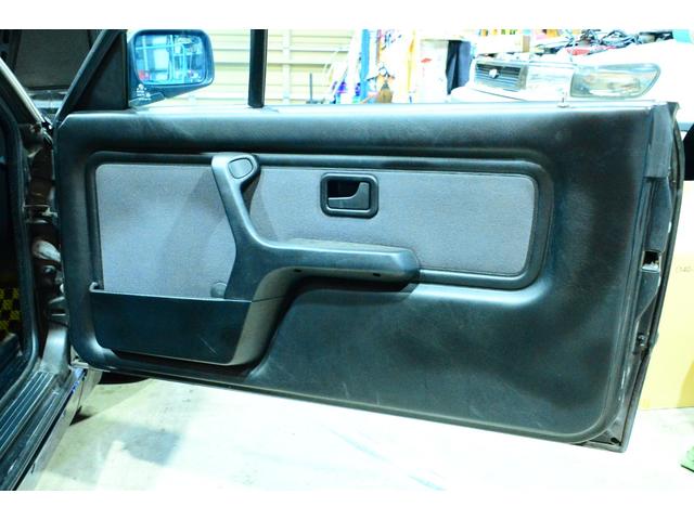 3シリーズ 320iカブリオーレ 6気筒2.5エンジン載せ替え公認 6連スロットル 5MT ワイドボディ Work-CR01R特別オーダーカラー 左ハンドル(59枚目)