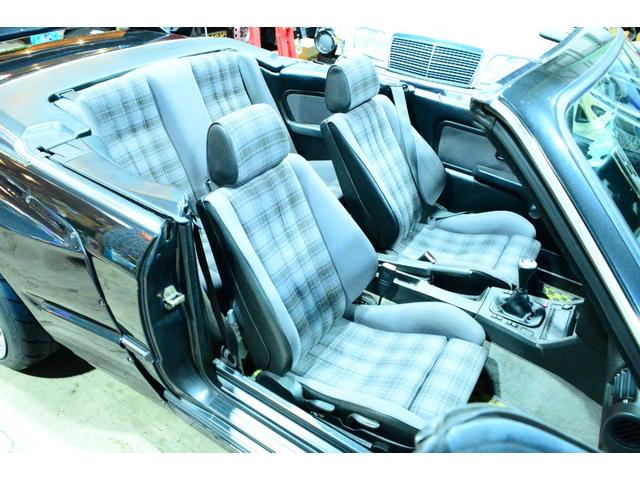 3シリーズ 320iカブリオーレ 6気筒2.5エンジン載せ替え公認 6連スロットル 5MT ワイドボディ Work-CR01R特別オーダーカラー 左ハンドル(60枚目)