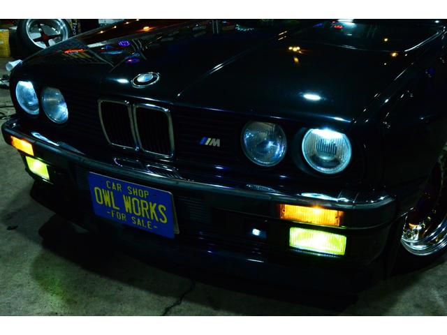 3シリーズ 320iカブリオーレ 6気筒2.5エンジン載せ替え公認 6連スロットル 5MT ワイドボディ Work-CR01R特別オーダーカラー 左ハンドル(67枚目)