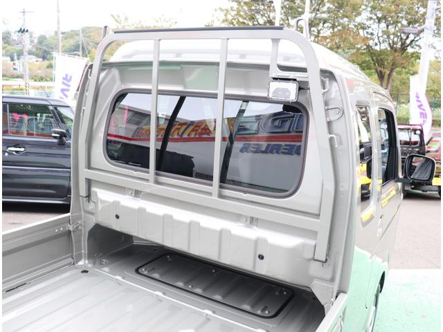 スーパーキャリイ Ｘ　記録簿　登録／届出済未使用車　アイドリングストップ　衝突被害軽減システム　ＬＥＤオートライトフォグ　キーレス　電動格納ドアミラー　オーバーヘッドコンソール　荷台ライト　ライトレベライザー（29枚目）