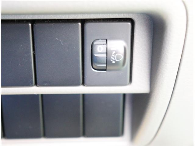 エブリイ ＰＣリミテッド　ルーフキャリア　メモリーナビ＆ＴＶ　ＥＴＣ　キーレス　電動格納ドアミラー　前席パワーウィンドウ　オーバーヘッドコンソール　サイドバイザー　ゴムマット　盗難防止　ライトレベライザー　両側スライドドア（17枚目）