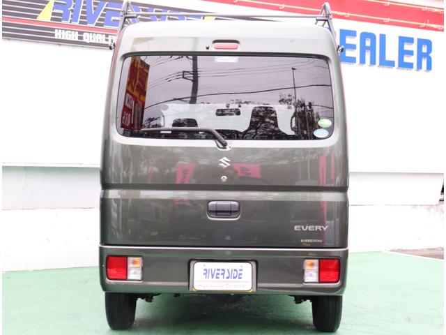 エブリイ ＰＣリミテッド　ルーフキャリア　メモリーナビ＆ＴＶ　ＥＴＣ　キーレス　電動格納ドアミラー　前席パワーウィンドウ　オーバーヘッドコンソール　サイドバイザー　ゴムマット　盗難防止　ライトレベライザー　両側スライドドア（40枚目）