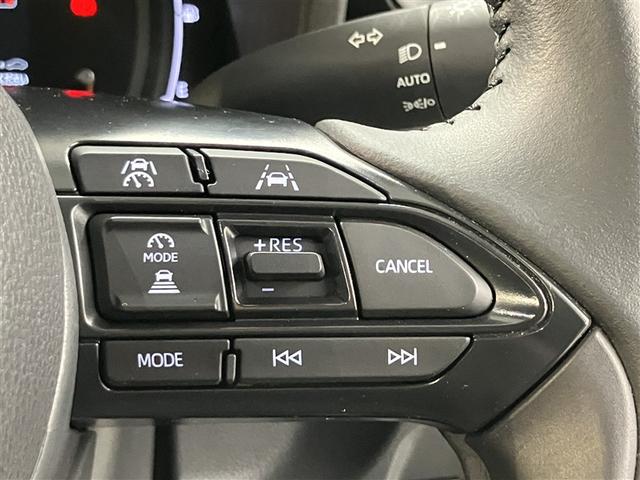 シエンタ ハイブリッドＺ　ＴＳＳ　エアバック　キーレスエントリー　ナビＴＶ　イモビライザー　バックモニター　ＬＥＤヘッドライト　ＥＴＣ車載器　横滑り防止　スマートキー　オートエアコン　サイドエアバッグ　ＷＳＲＳ　３列シート（14枚目）