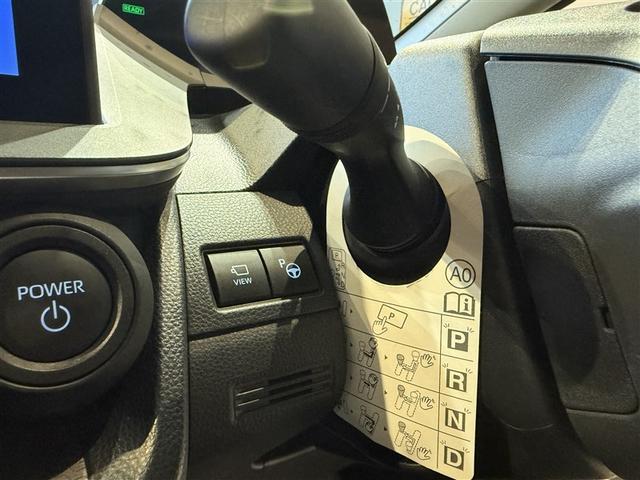 プリウス Ｚ　リアカメラ　プリクラッシュ　試乗車　ＰＷシート　エアロ　ＡＣ１００Ｖ電源　ＬＥＤランプ　オートクルーズ　アルミホイール　ドライブレコーダ　ＡＣ　運転席エアバッグ　横滑り防止装置　ＥＴＣ付　ＴＶ　ＡＢＳ（18枚目）