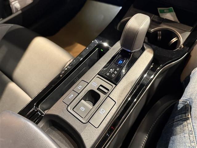 プリウス Ｚ　リアカメラ　プリクラッシュ　試乗車　ＰＷシート　エアロ　ＡＣ１００Ｖ電源　ＬＥＤランプ　オートクルーズ　アルミホイール　ドライブレコーダ　ＡＣ　運転席エアバッグ　横滑り防止装置　ＥＴＣ付　ＴＶ　ＡＢＳ（26枚目）