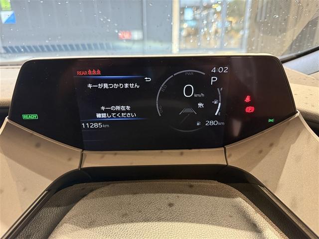 プリウス Ｚ　リアカメラ　プリクラッシュ　試乗車　ＰＷシート　エアロ　ＡＣ１００Ｖ電源　ＬＥＤランプ　オートクルーズ　アルミホイール　ドライブレコーダ　ＡＣ　運転席エアバッグ　横滑り防止装置　ＥＴＣ付　ＴＶ　ＡＢＳ（27枚目）