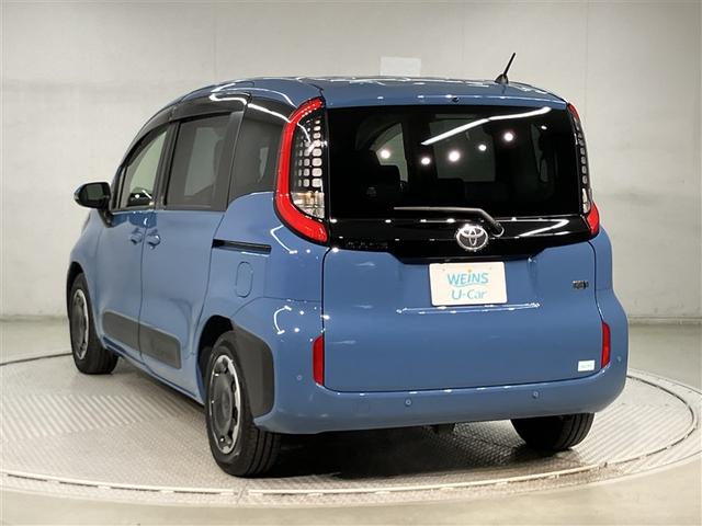 シエンタ ハイブリッドZ TSS ワンオーナ エアバック キーレスエントリー ナビTV イモビライザー 整備記録簿 バックモニター LEDヘッドライト ETC車載器 横滑り防止 スマートキー オートエアコン サイドエアバッグ(4枚目)