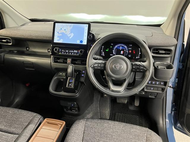 シエンタ ハイブリッドZ TSS ワンオーナ エアバック キーレスエントリー ナビTV イモビライザー 整備記録簿 バックモニター LEDヘッドライト ETC車載器 横滑り防止 スマートキー オートエアコン サイドエアバッグ(5枚目)