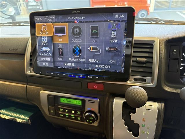 ハイエースバン ロングスーパーＧＬ　ダブルエアコン　助手席エアバッグ　ＬＥＤヘッド　運転席エアバッグ　イモビライザー　オートエアコン　フルセグテレビ　フルタイム４ＷＤ　メモリナビ　パワーステアリング　スマ－トキー　ワンオーナー車　ＡＢＳ（16枚目）