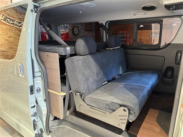 ハイエースバン ロングスーパーＧＬ　ダブルエアコン　助手席エアバッグ　ＬＥＤヘッド　運転席エアバッグ　イモビライザー　オートエアコン　フルセグテレビ　フルタイム４ＷＤ　メモリナビ　パワーステアリング　スマ－トキー　ワンオーナー車　ＡＢＳ（24枚目）