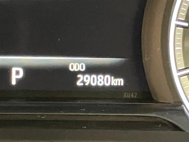 ハリアーハイブリッド Ｚ　ＡＣ１００Ｖ電源　地上デジタル　衝突被害軽減　サイドエアバッグ　ＬＥＤランプ　Ｂモニタ　クルコン　ナビＴＶ　横滑り防止装置　スマートキー　盗難防止システム　ＡＢＳ　アルミ　ＥＴＣ付　エアバッグ　ＡＡＣ（17枚目）