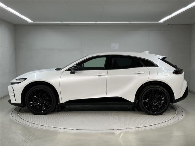 クラウンスポーツ Z AWD フルセグテレビ 1オーナー ETC車載器 ハーフレザー TVナビ クルコン 横滑り防止装置 エアバッグ AC100V ミュージックプレイヤー接続可 メモリナビ ドラレコ キーレス 盗難防止装置(2枚目)