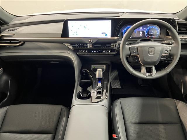 クラウンスポーツ Z AWD フルセグテレビ 1オーナー ETC車載器 ハーフレザー TVナビ クルコン 横滑り防止装置 エアバッグ AC100V ミュージックプレイヤー接続可 メモリナビ ドラレコ キーレス 盗難防止装置(5枚目)