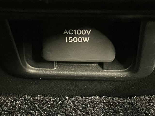 クラウンスポーツ Z AWD フルセグテレビ 1オーナー ETC車載器 ハーフレザー TVナビ クルコン 横滑り防止装置 エアバッグ AC100V ミュージックプレイヤー接続可 メモリナビ ドラレコ キーレス 盗難防止装置(11枚目)