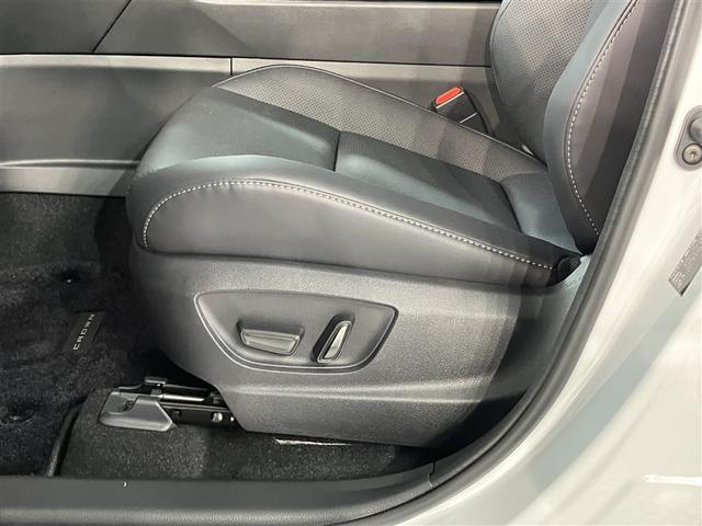 クラウンスポーツ Z AWD フルセグテレビ 1オーナー ETC車載器 ハーフレザー TVナビ クルコン 横滑り防止装置 エアバッグ AC100V ミュージックプレイヤー接続可 メモリナビ ドラレコ キーレス 盗難防止装置(19枚目)