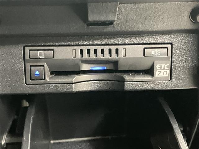 ヴェルファイア ３．５Ｚ　Ｇ　電動シート　エアロ　オートクルーズコントロール　アイドリングストップ　ＬＥＤライト　フルセグ　ミュージックプレイヤー接続可　ＤＶＤ再生　ＥＴＣ　３列シート　横滑り防止機能　エアバッグ　バックカメラ（12枚目）