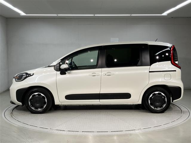 シエンタ ハイブリッドＺ　ＴＳＳ　ワンオーナ　エアバック　キーレスエントリー　ナビＴＶ　イモビライザー　整備記録簿　バックモニター　ＬＥＤヘッドライト　ＥＴＣ車載器　横滑り防止　スマートキー　オートエアコン　サイドエアバッグ（2枚目）