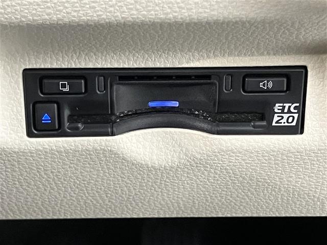 シエンタ ハイブリッドＺ　ＴＳＳ　ワンオーナ　エアバック　キーレスエントリー　ナビＴＶ　イモビライザー　整備記録簿　バックモニター　ＬＥＤヘッドライト　ＥＴＣ車載器　横滑り防止　スマートキー　オートエアコン　サイドエアバッグ（8枚目）