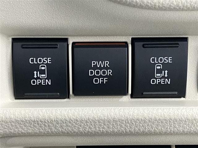 シエンタ ハイブリッドＺ　ＴＳＳ　ワンオーナ　エアバック　キーレスエントリー　ナビＴＶ　イモビライザー　整備記録簿　バックモニター　ＬＥＤヘッドライト　ＥＴＣ車載器　横滑り防止　スマートキー　オートエアコン　サイドエアバッグ（11枚目）